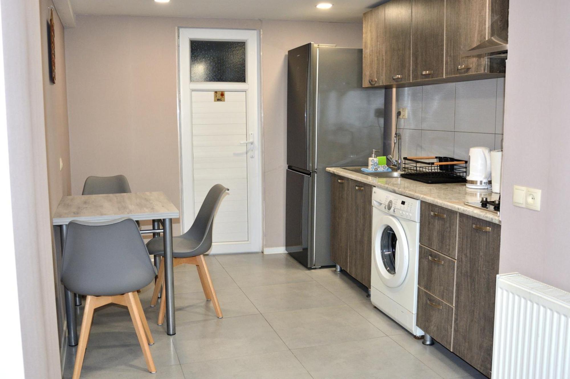 Nikas Apartment Тбилиси Экстерьер фото