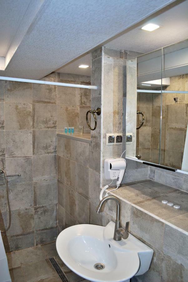 Nikas Apartment Тбилиси Экстерьер фото